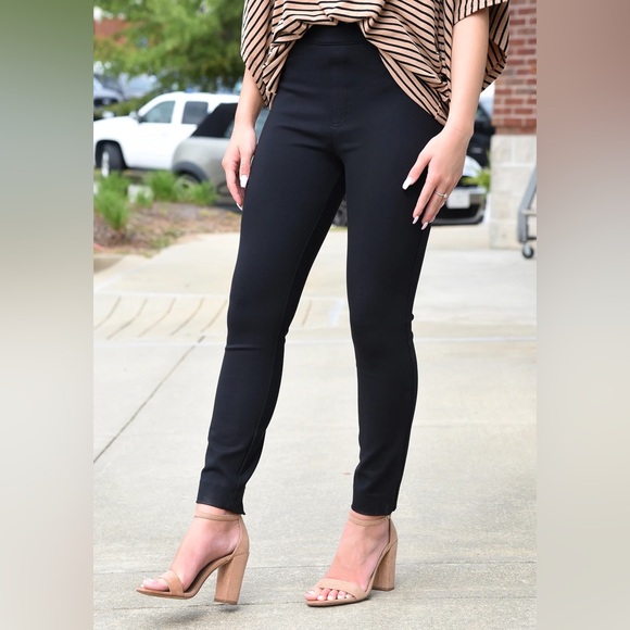 SPANX The Perfect Pant Back Seam Skinny Pant - Picture 14 of 14